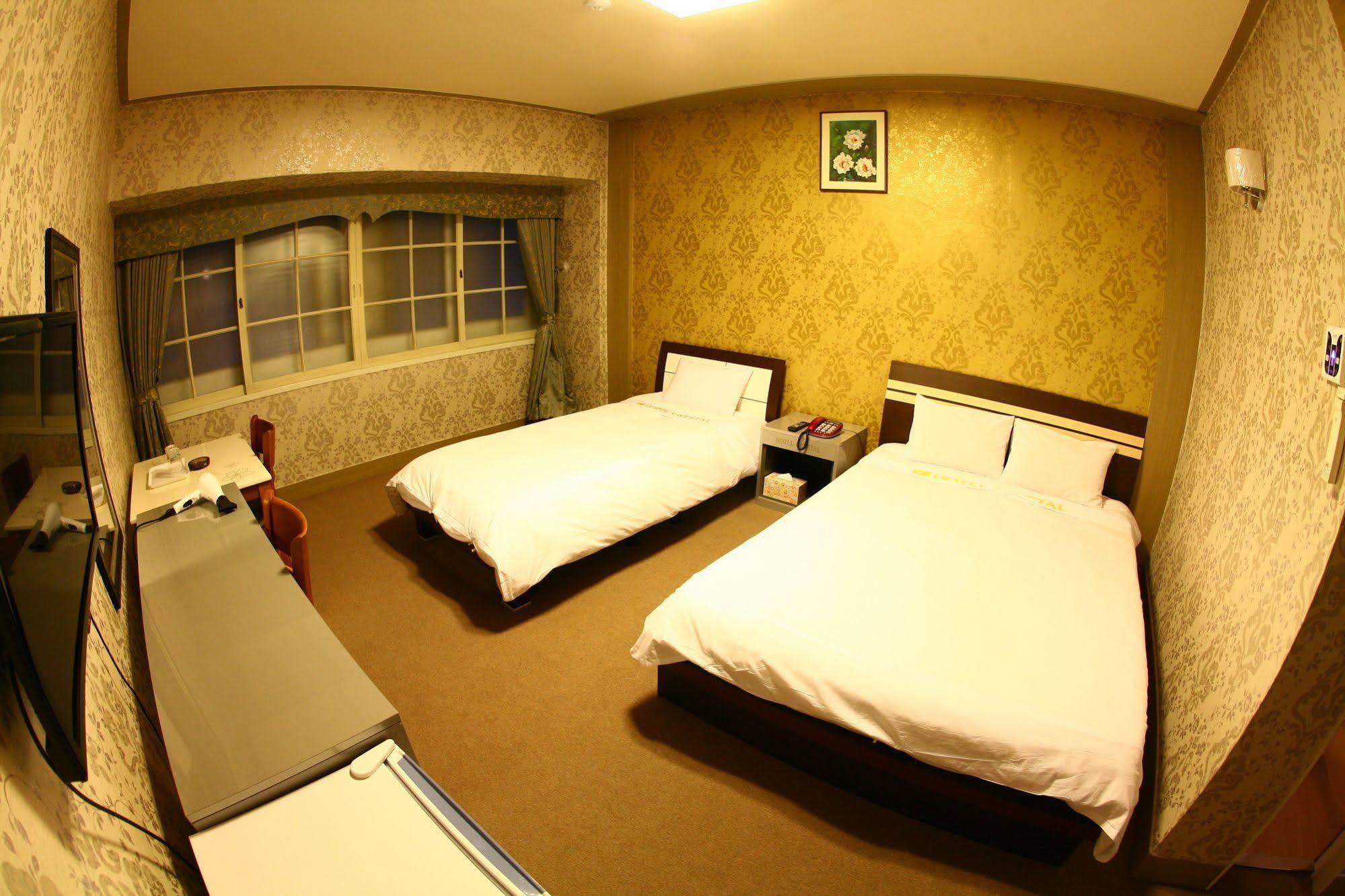 Hotel Crystal Daegu Extérieur photo