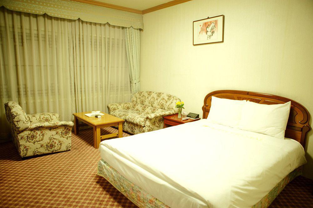 Hotel Crystal Daegu Extérieur photo
